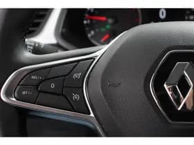 Renault Captur thumbnail 15