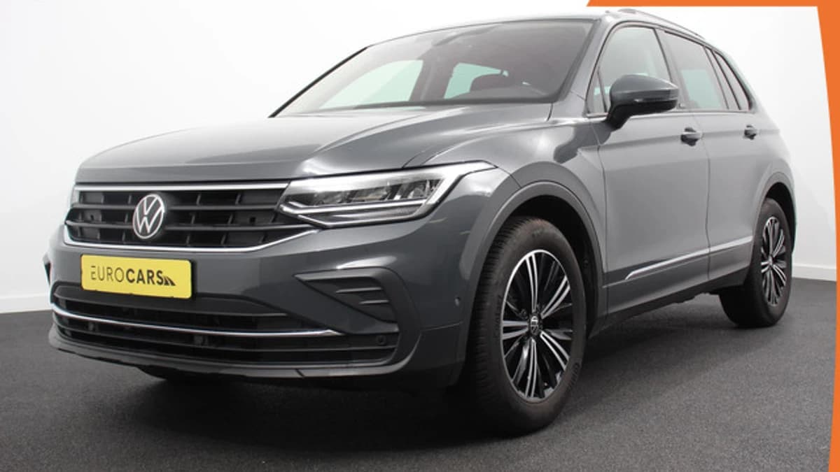 Volkswagen Tiguan — foto 1