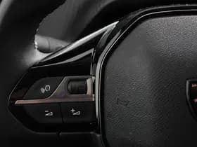 Peugeot e-208 thumbnail 12