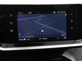 Peugeot e-208 thumbnail 16