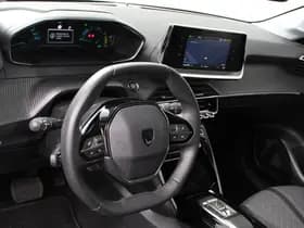 Peugeot e-208 thumbnail 22