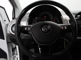 Volkswagen Up! thumbnail 16