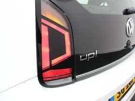 Volkswagen Up! thumbnail 32