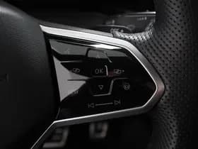 Volkswagen Golf thumbnail 17