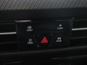 Volkswagen Golf thumbnail 20