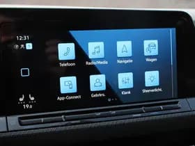 Volkswagen Golf thumbnail 21