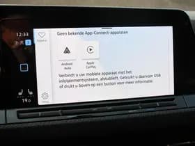 Volkswagen Golf thumbnail 24