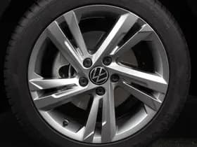 Volkswagen Golf thumbnail 31