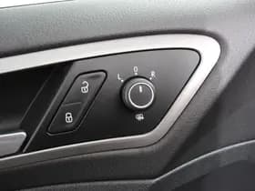 Volkswagen Golf thumbnail 15