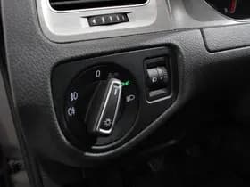 Volkswagen Golf thumbnail 17