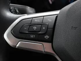 Volkswagen Golf thumbnail 14