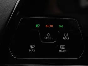 Volkswagen Golf thumbnail 16