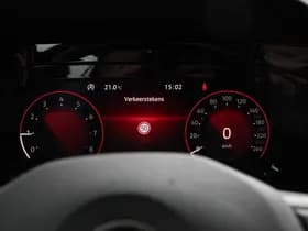 Volkswagen Golf thumbnail 22