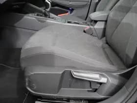 Volkswagen Golf thumbnail 25