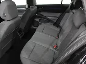 Volkswagen Golf thumbnail 9