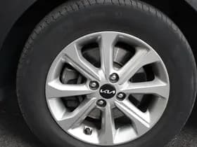 Kia Stonic thumbnail 31
