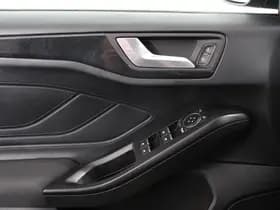 Ford Focus thumbnail 15