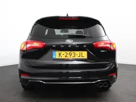 Ford Focus thumbnail 5