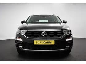 Volkswagen T-Roc thumbnail 4