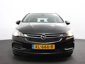 Opel Astra thumbnail 4