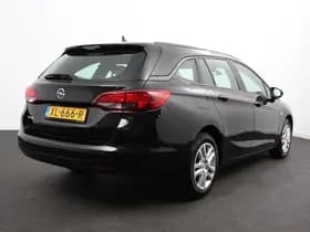 Opel Astra thumbnail 6