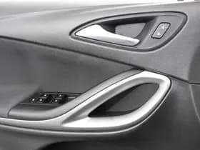 Opel Astra thumbnail 10