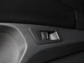Volkswagen T-Roc thumbnail 21