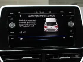 Volkswagen T-Roc thumbnail 38