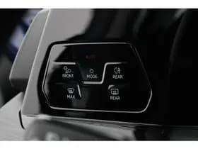 Volkswagen Golf thumbnail 13