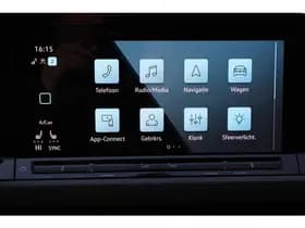 Volkswagen Golf thumbnail 24