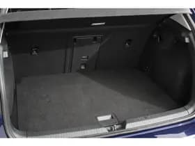 Volkswagen Golf thumbnail 26