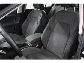 Volkswagen Golf thumbnail 10