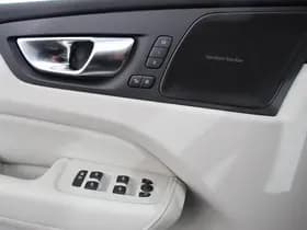 Volvo XC60 thumbnail 22