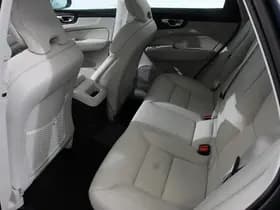 Volvo XC60 thumbnail 7