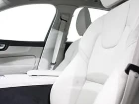 Volvo XC60 thumbnail 10