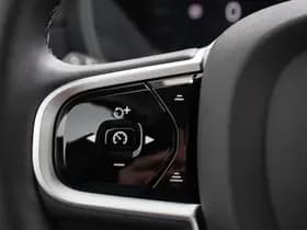 Volvo XC90 thumbnail 15
