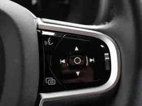 Volvo XC90 thumbnail 16