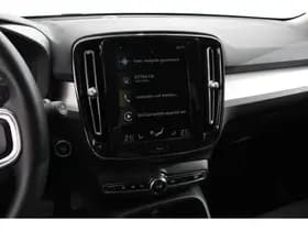 Volvo XC40 thumbnail 15