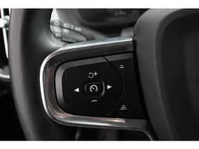 Volvo XC40 thumbnail 16