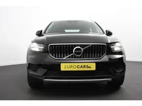Volvo XC40 thumbnail 4