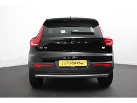 Volvo XC40 thumbnail 5