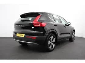 Volvo XC40 thumbnail 6