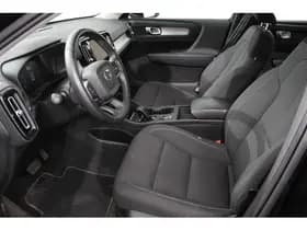 Volvo XC40 thumbnail 9
