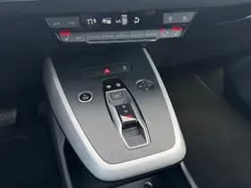 Audi Q4 thumbnail 15