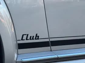 Volkswagen Beetle thumbnail 6