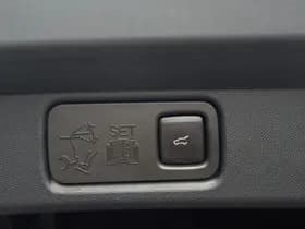 Ford Mustang thumbnail 18