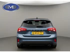 Ford Focus thumbnail 12