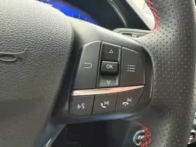 Ford Focus thumbnail 23