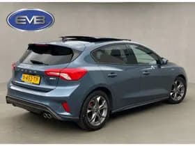 Ford Focus thumbnail 4