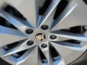 Škoda Octavia thumbnail 33